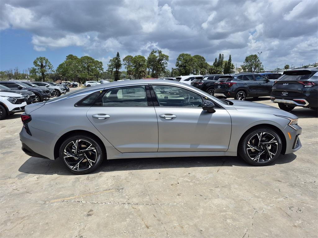 new 2025 Kia K5 car, priced at $29,245