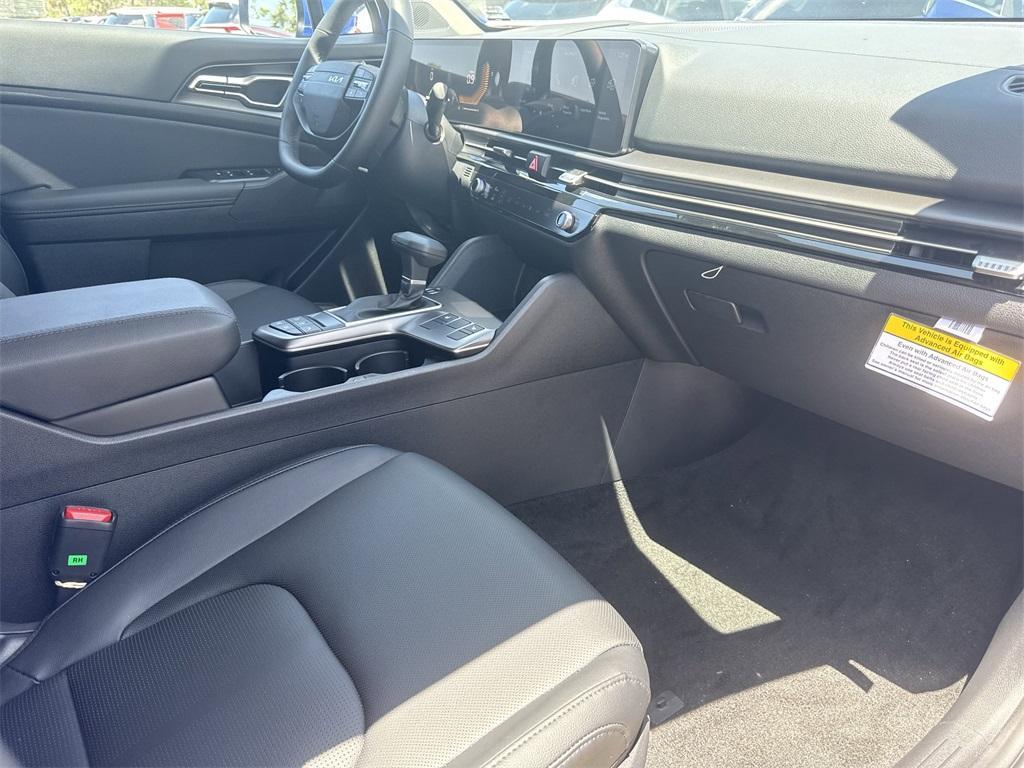 new 2026 Kia Sportage car, priced at $31,565