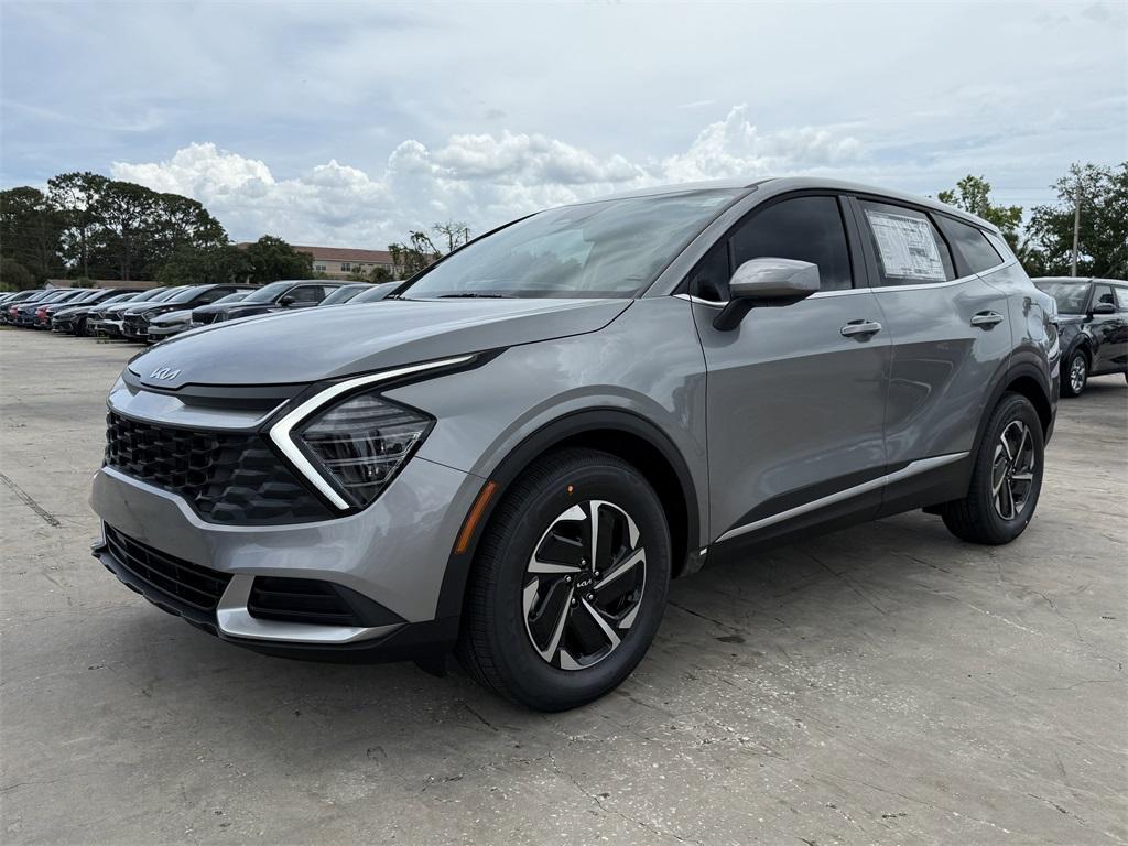 new 2025 Kia Sportage Hybrid car, priced at $29,610