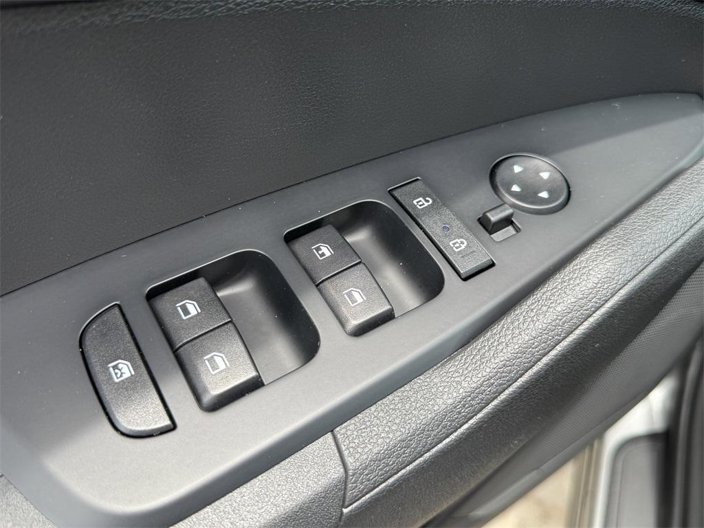 new 2025 Kia Sportage Hybrid car, priced at $29,610