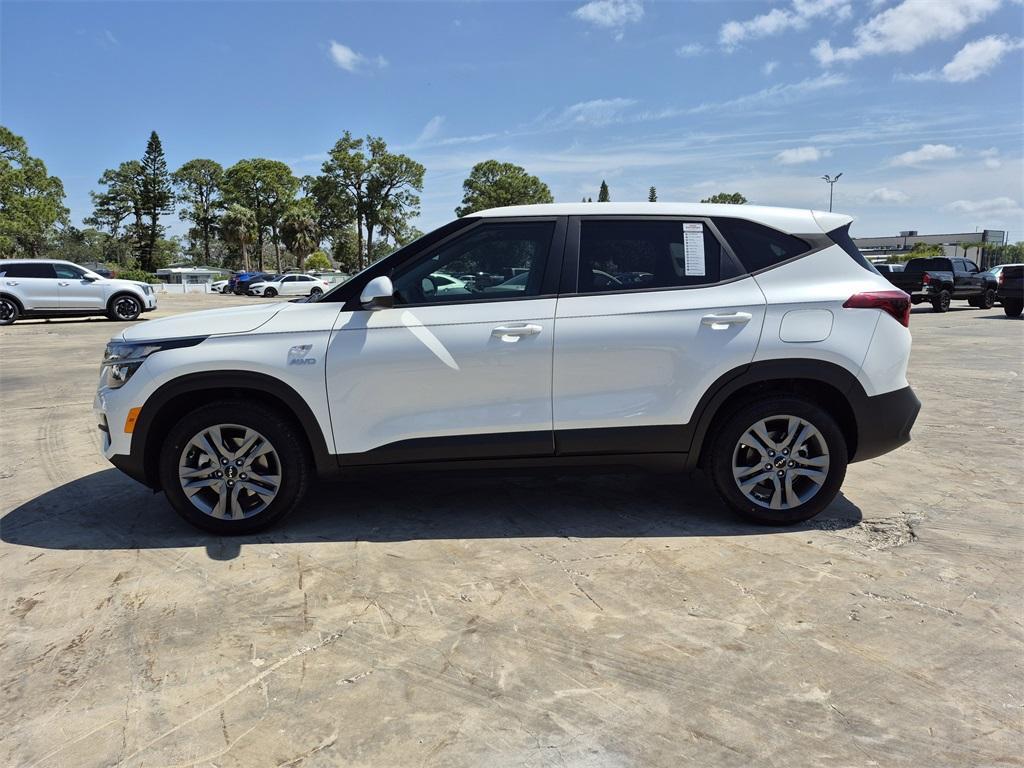 used 2023 Kia Seltos car, priced at $19,532