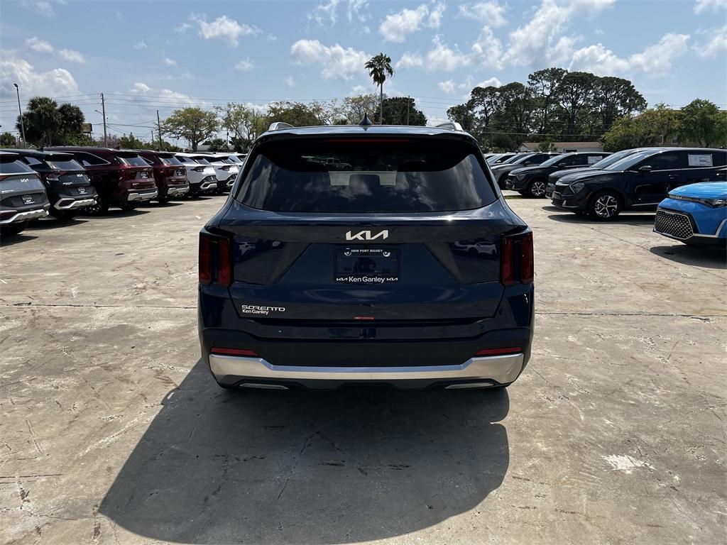 new 2025 Kia Sorento car, priced at $36,325
