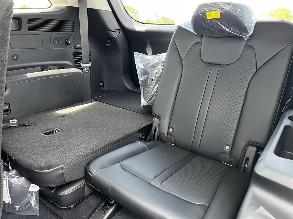new 2025 Kia Sorento car, priced at $36,325