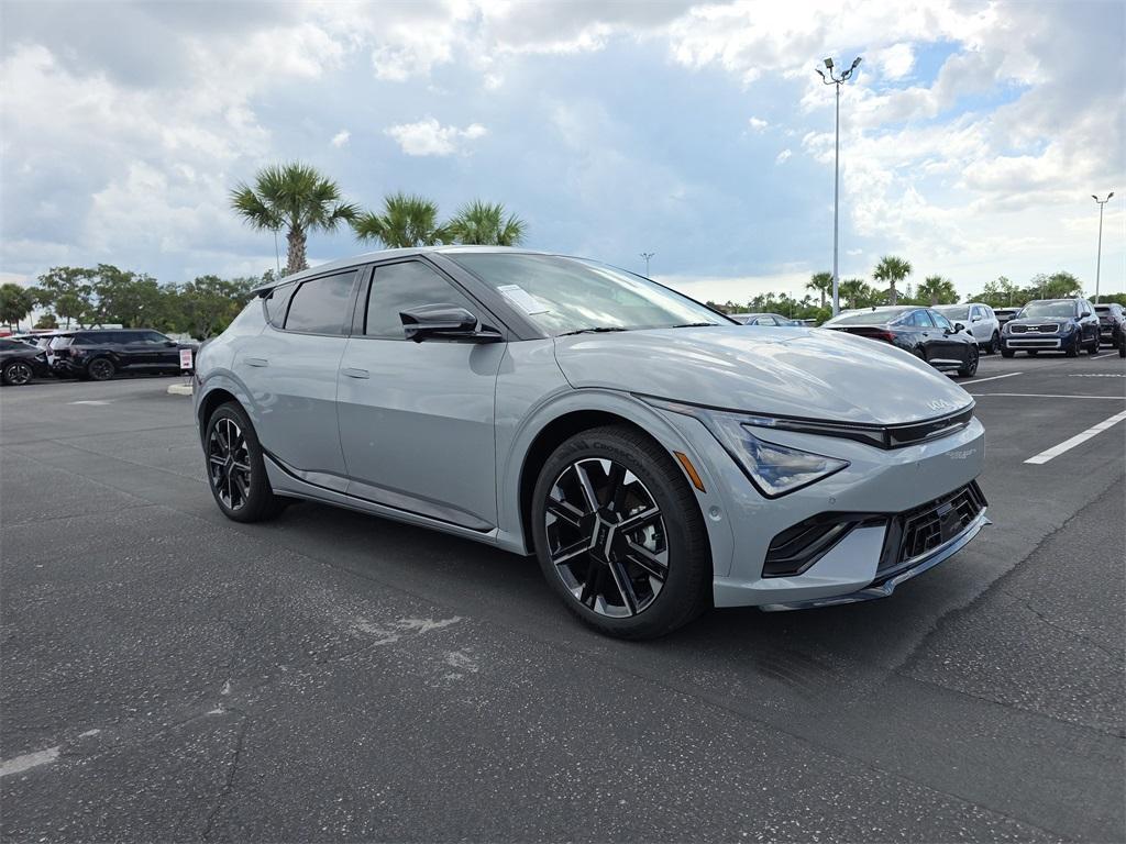 new 2025 Kia EV6 car, priced at $49,348