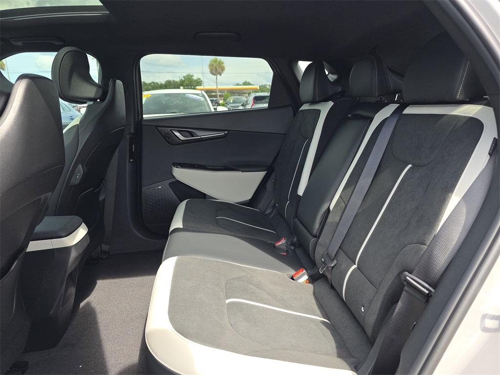 new 2025 Kia EV6 car, priced at $49,348