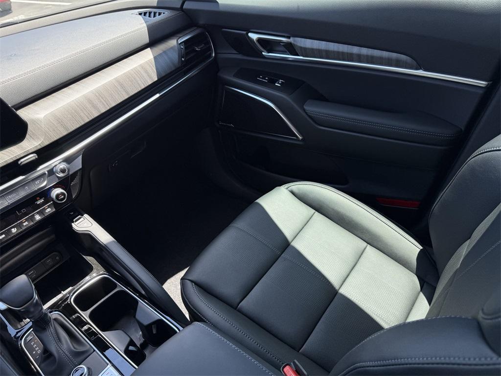 new 2025 Kia Telluride car, priced at $44,371