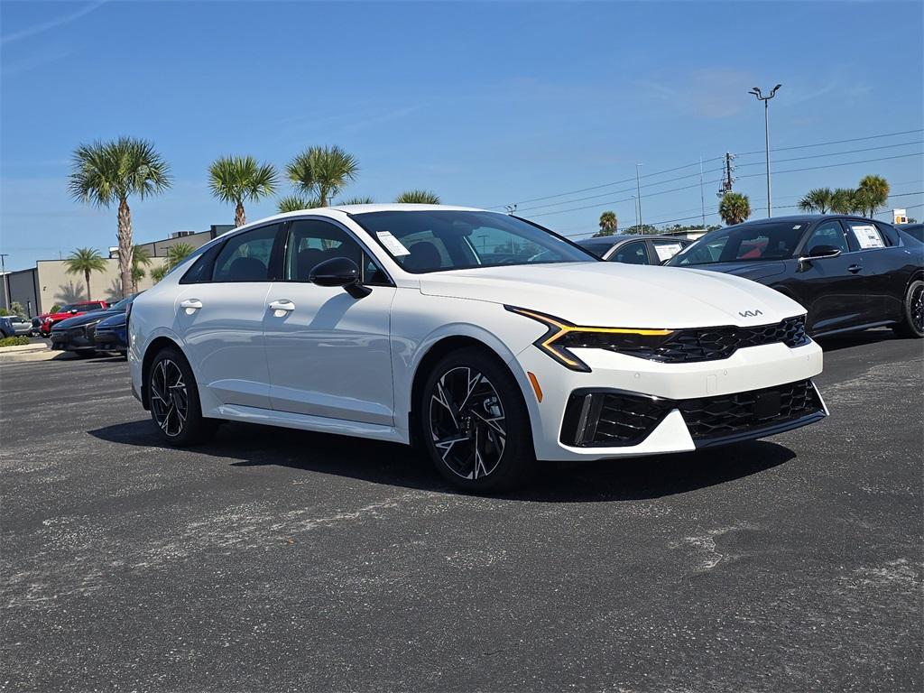 new 2026 Kia K5 car, priced at $30,015