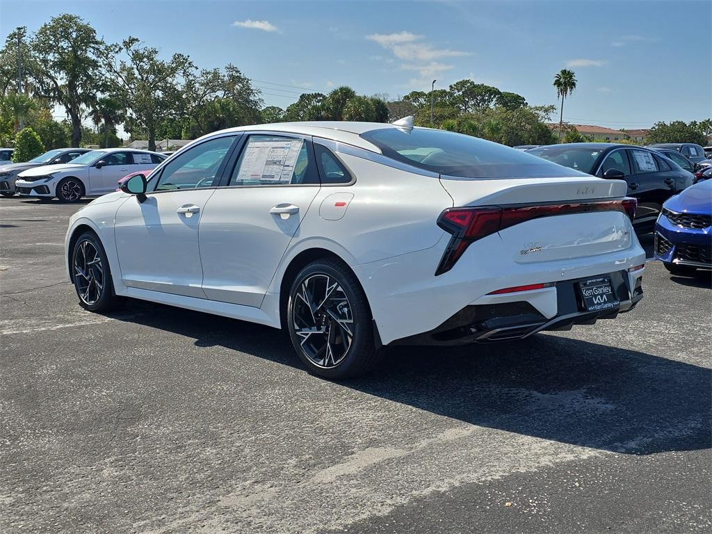 new 2026 Kia K5 car, priced at $30,015
