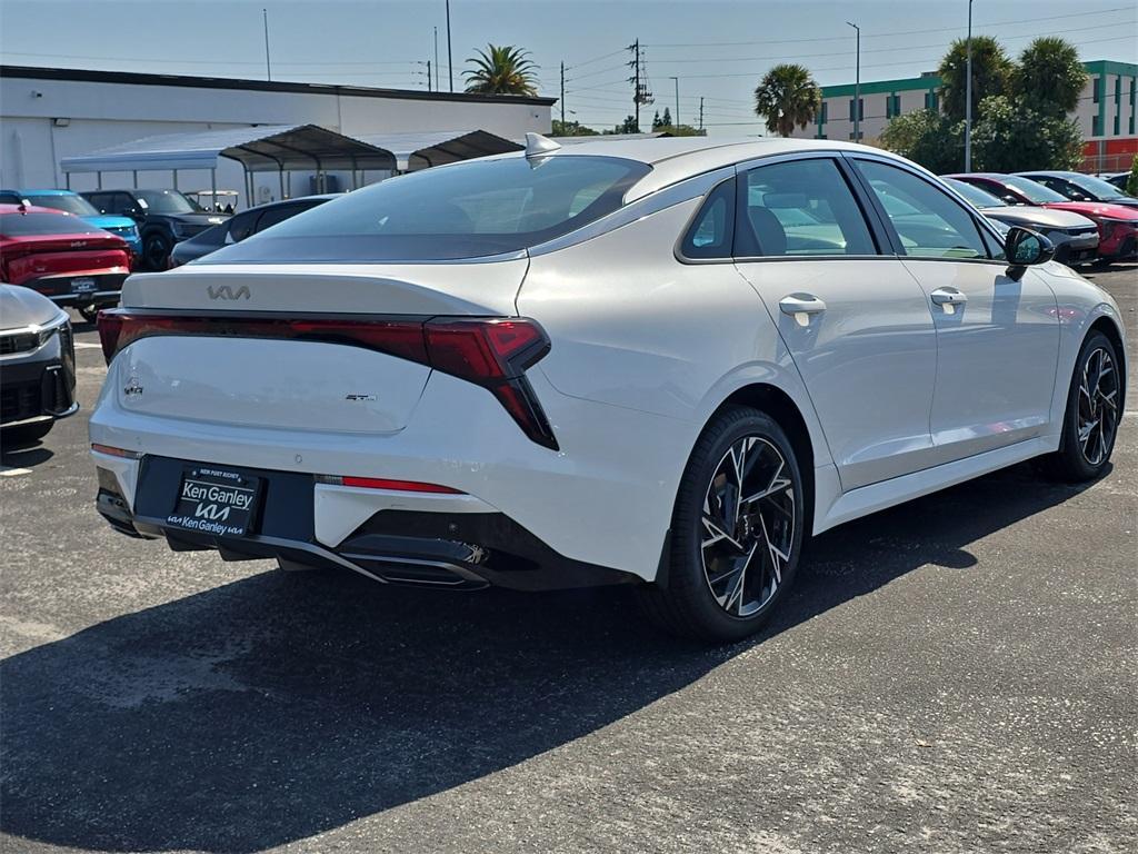 new 2026 Kia K5 car, priced at $30,015