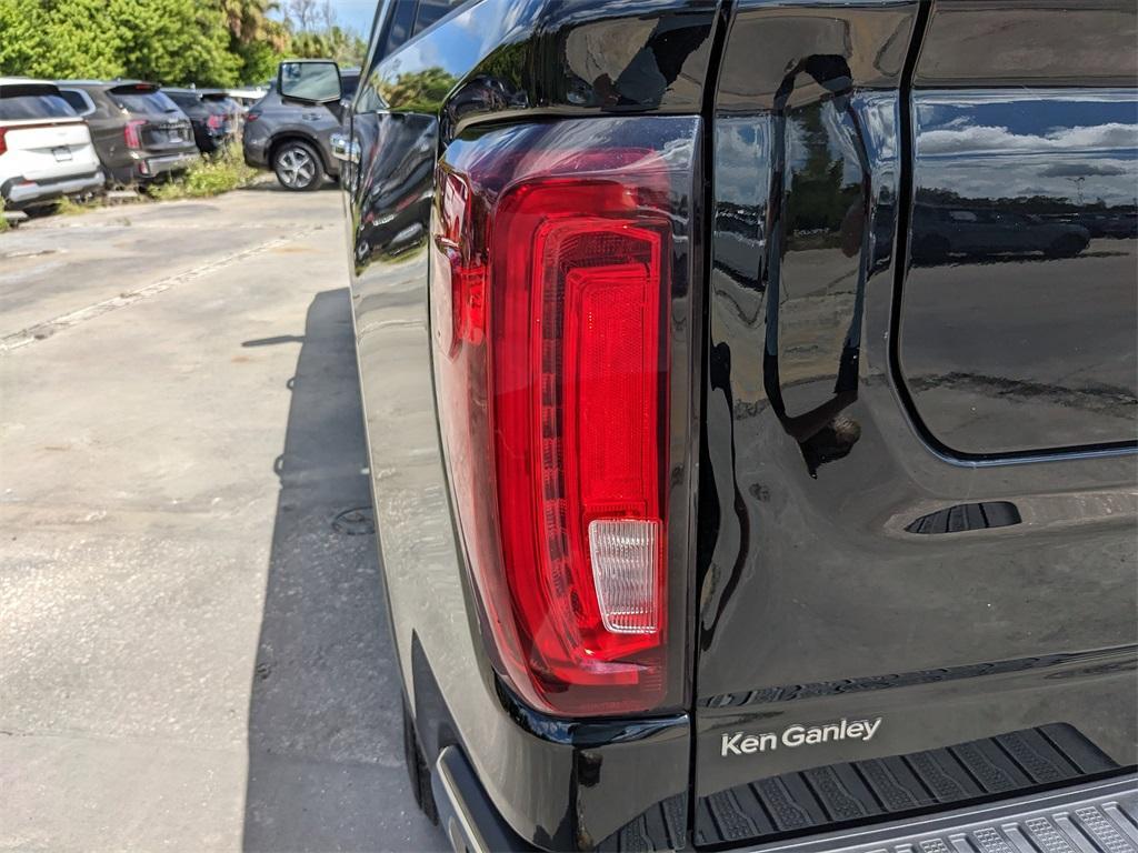 used 2024 GMC Sierra 1500 car, priced at $37,194