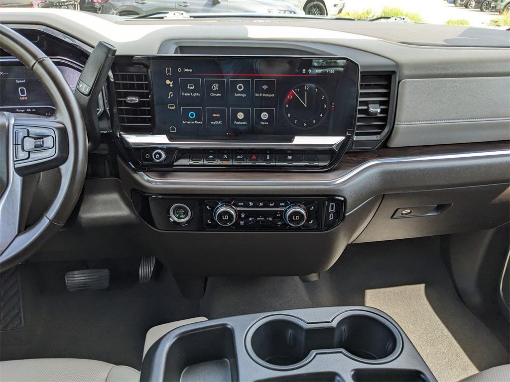 used 2024 GMC Sierra 1500 car, priced at $37,194