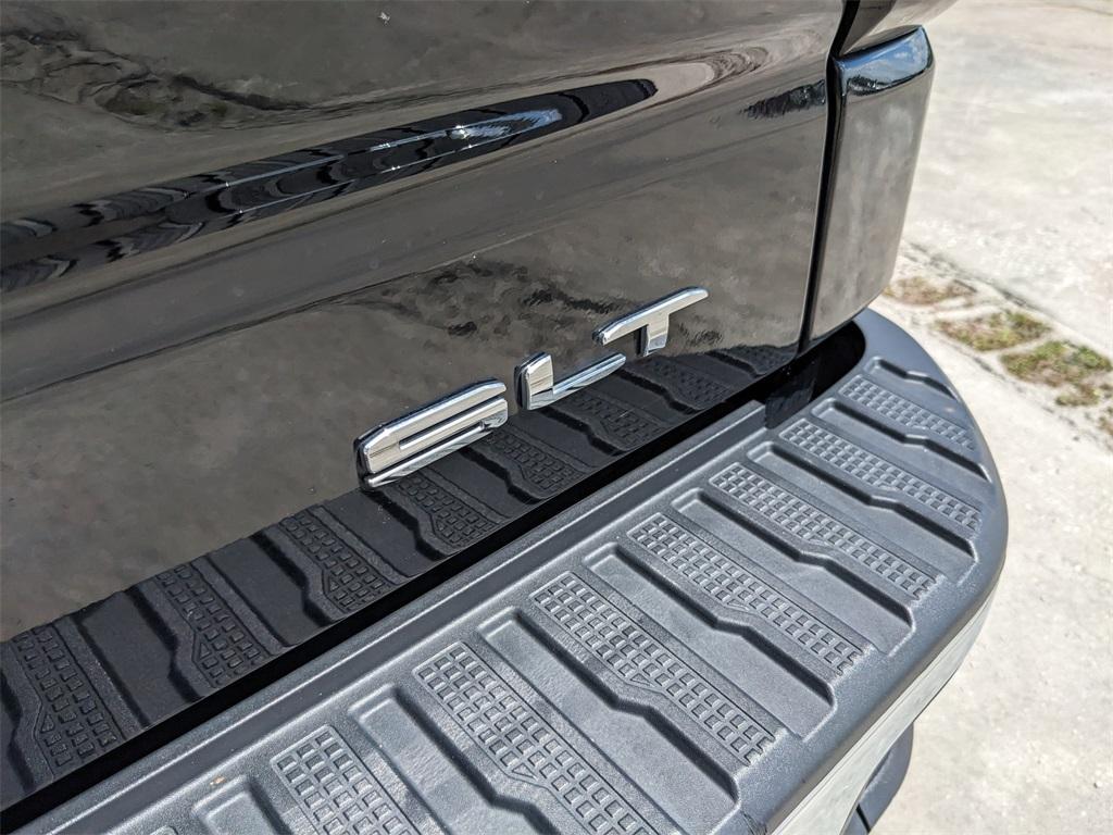 used 2024 GMC Sierra 1500 car, priced at $37,194
