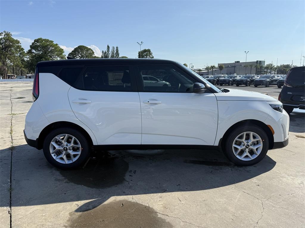 new 2025 Kia Soul car, priced at $24,740