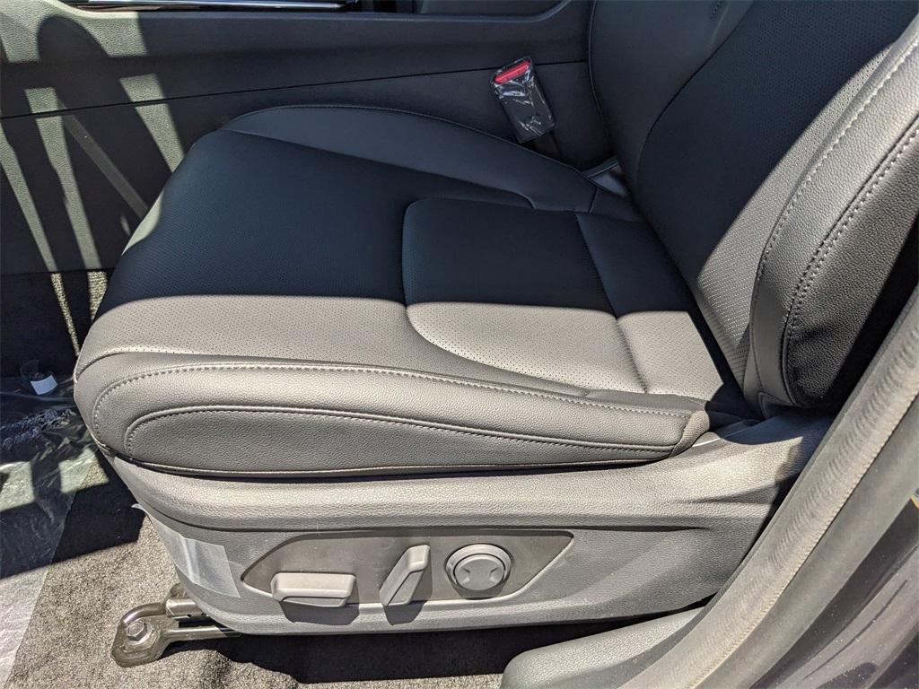 new 2025 Kia Sportage Hybrid car, priced at $31,424