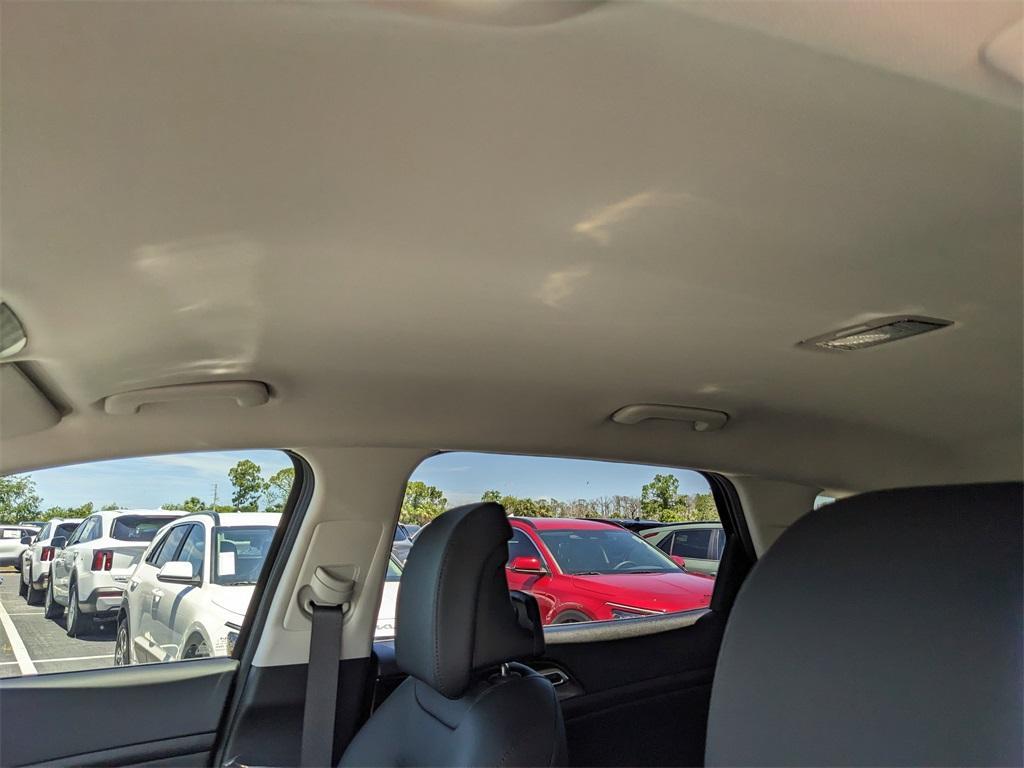new 2025 Kia Sportage Hybrid car, priced at $31,424