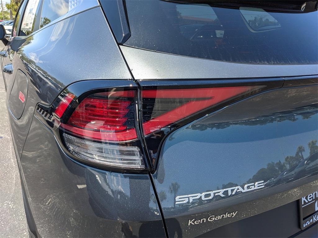 new 2025 Kia Sportage Hybrid car, priced at $31,424