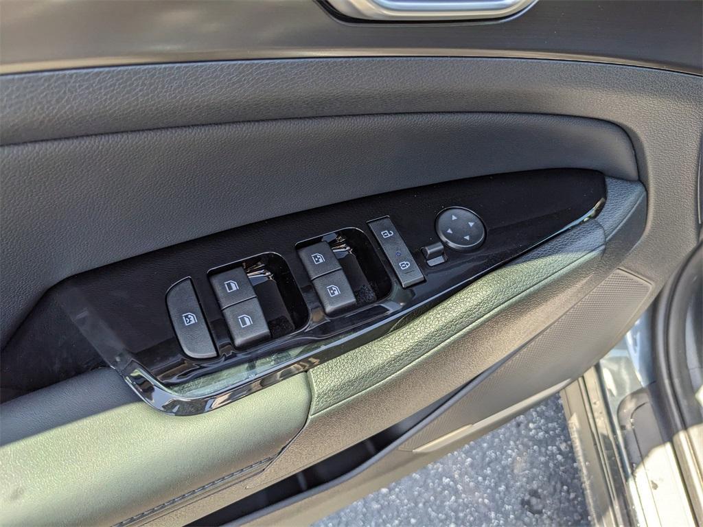 new 2025 Kia Sportage Hybrid car, priced at $31,424