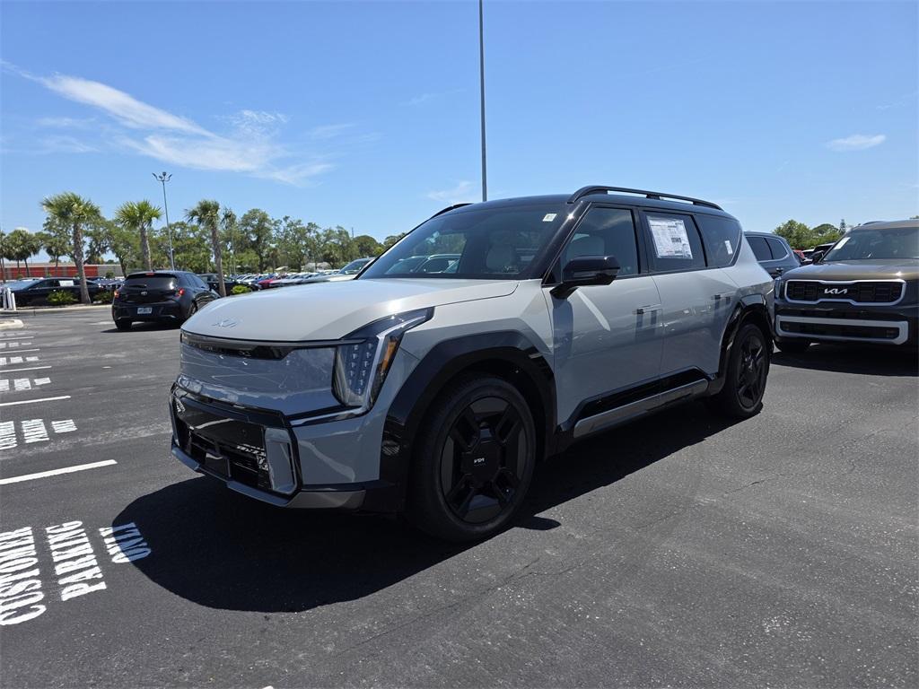 new 2026 Kia EV9 car, priced at $72,825