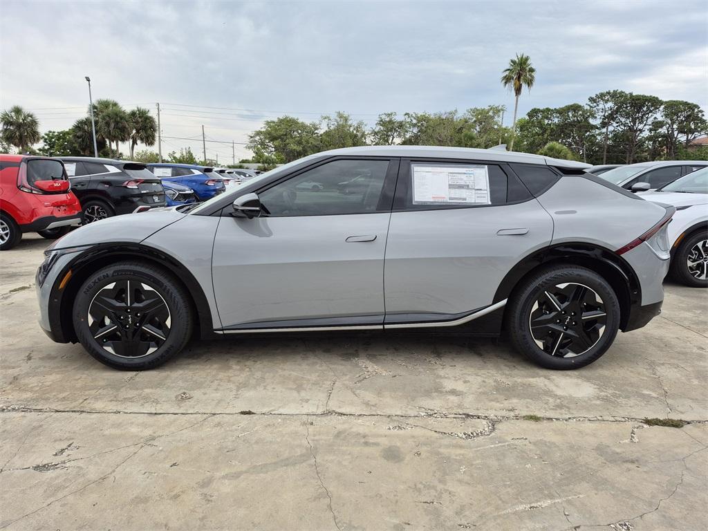 new 2025 Kia EV6 car, priced at $49,535
