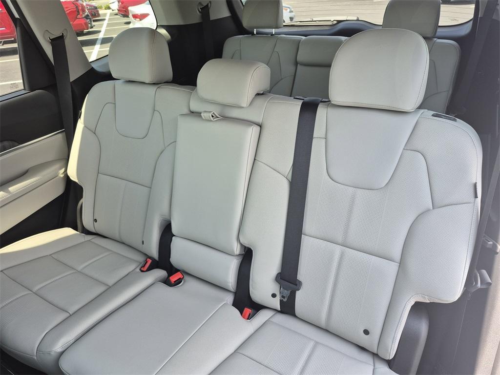 new 2025 Kia Telluride car, priced at $43,285