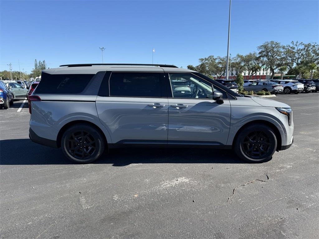 new 2025 Kia Carnival car, priced at $55,180