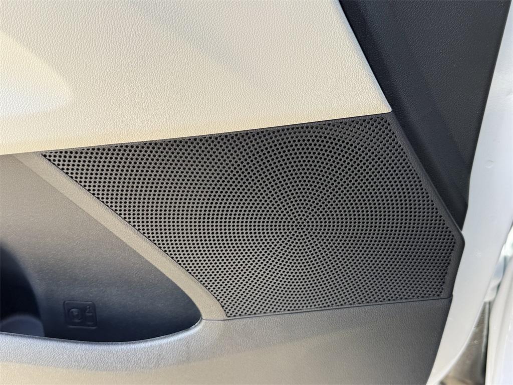new 2026 Kia Sorento car, priced at $37,565