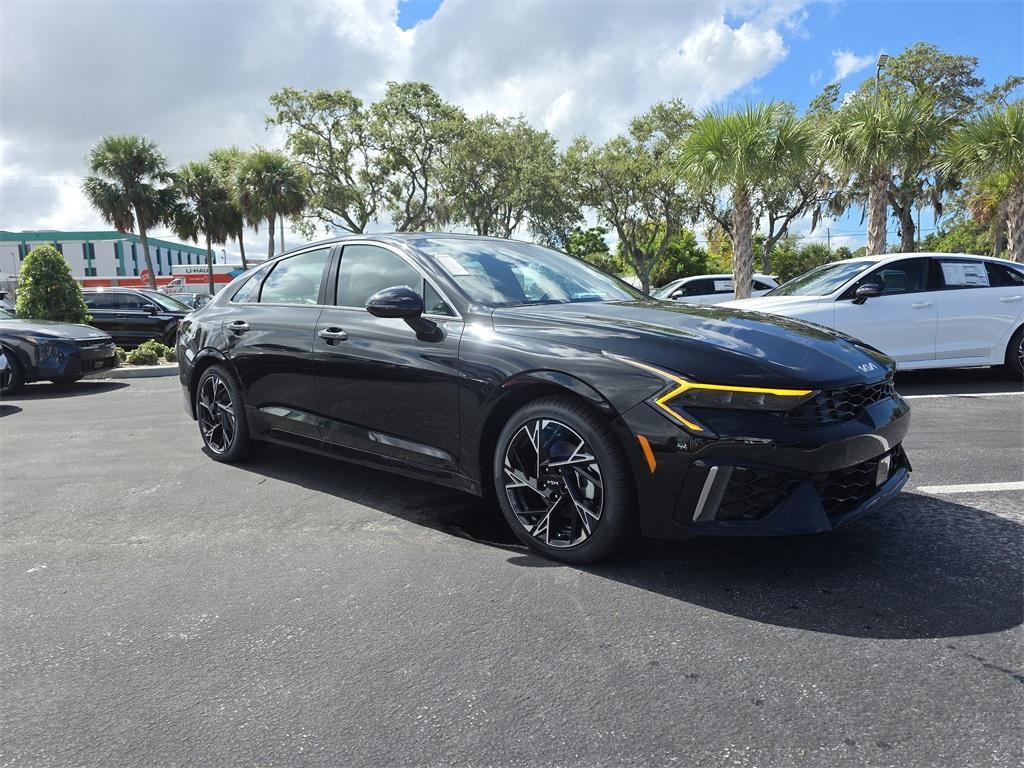 new 2025 Kia K5 car, priced at $29,211