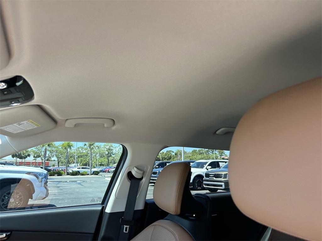 new 2025 Kia EV6 car, priced at $48,535