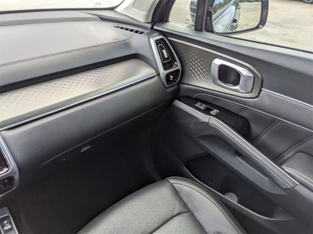 used 2023 Kia Sorento car, priced at $27,572