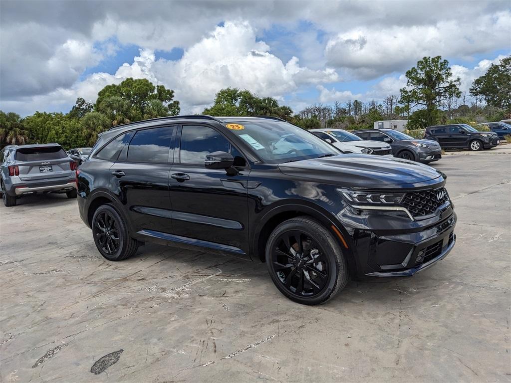 used 2023 Kia Sorento car, priced at $27,572
