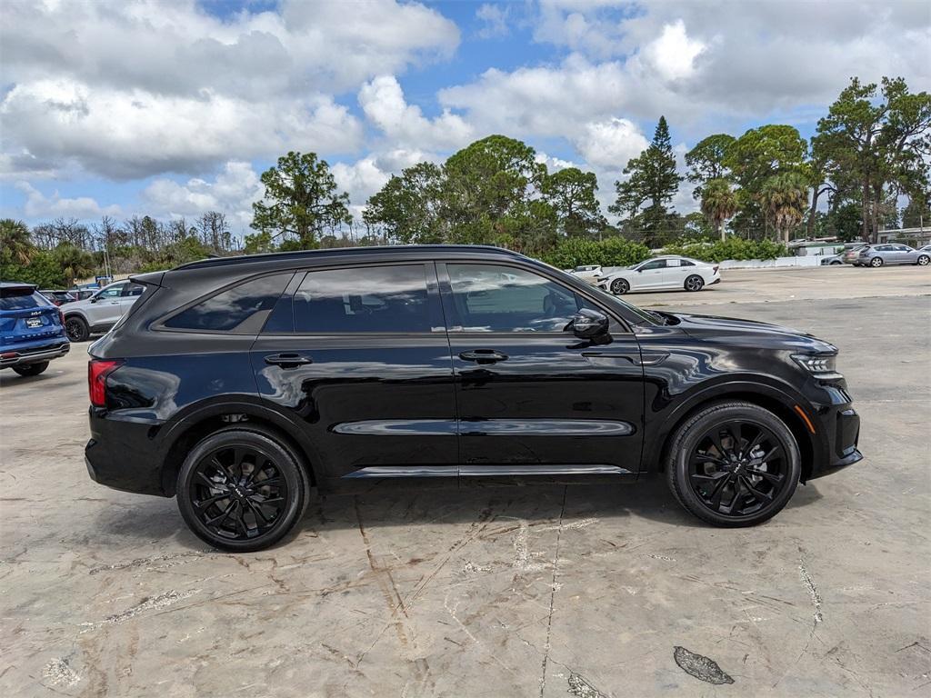 used 2023 Kia Sorento car, priced at $27,572