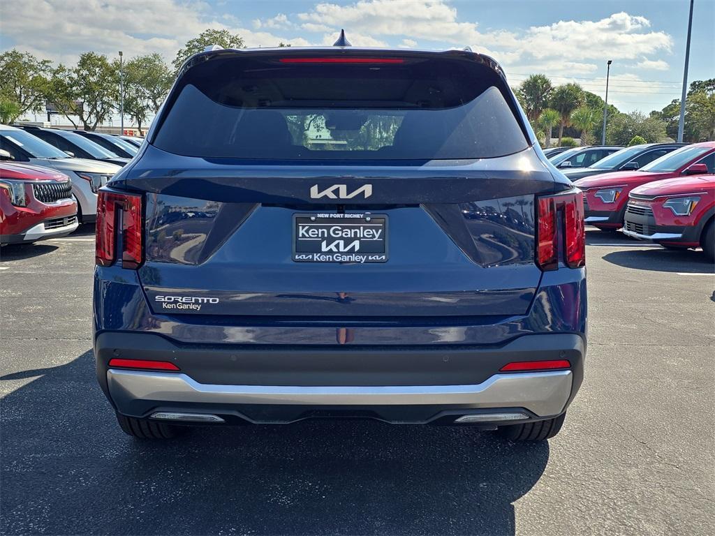 new 2026 Kia Sorento car, priced at $38,418
