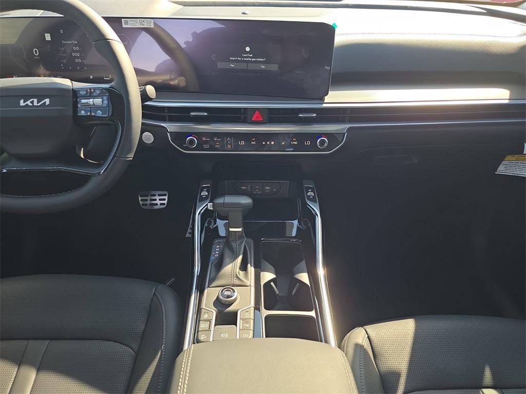 new 2026 Kia Sorento car, priced at $38,418