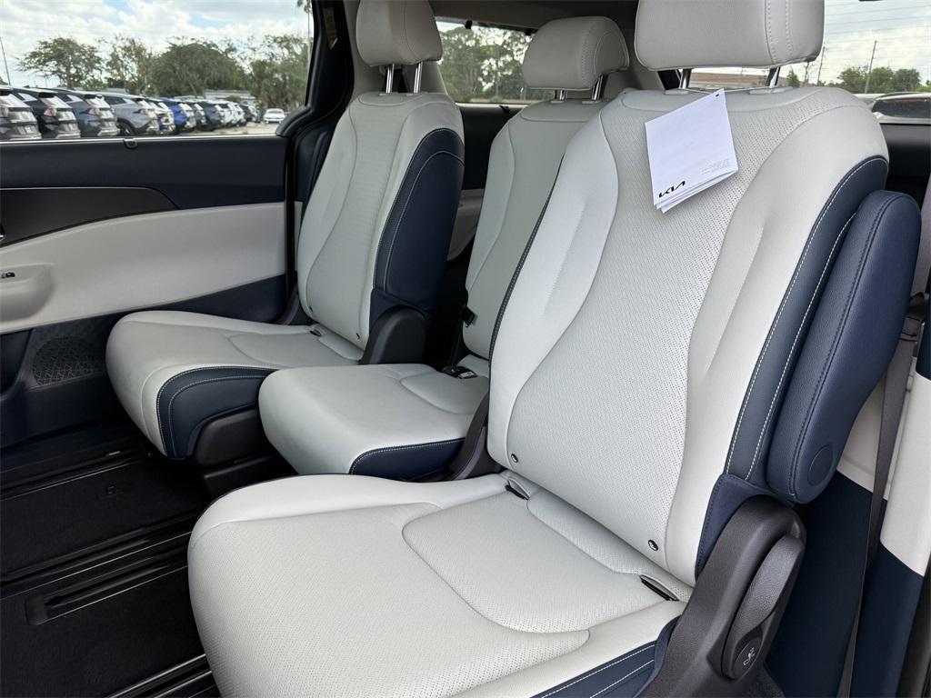 new 2026 Kia Carnival car, priced at $52,285
