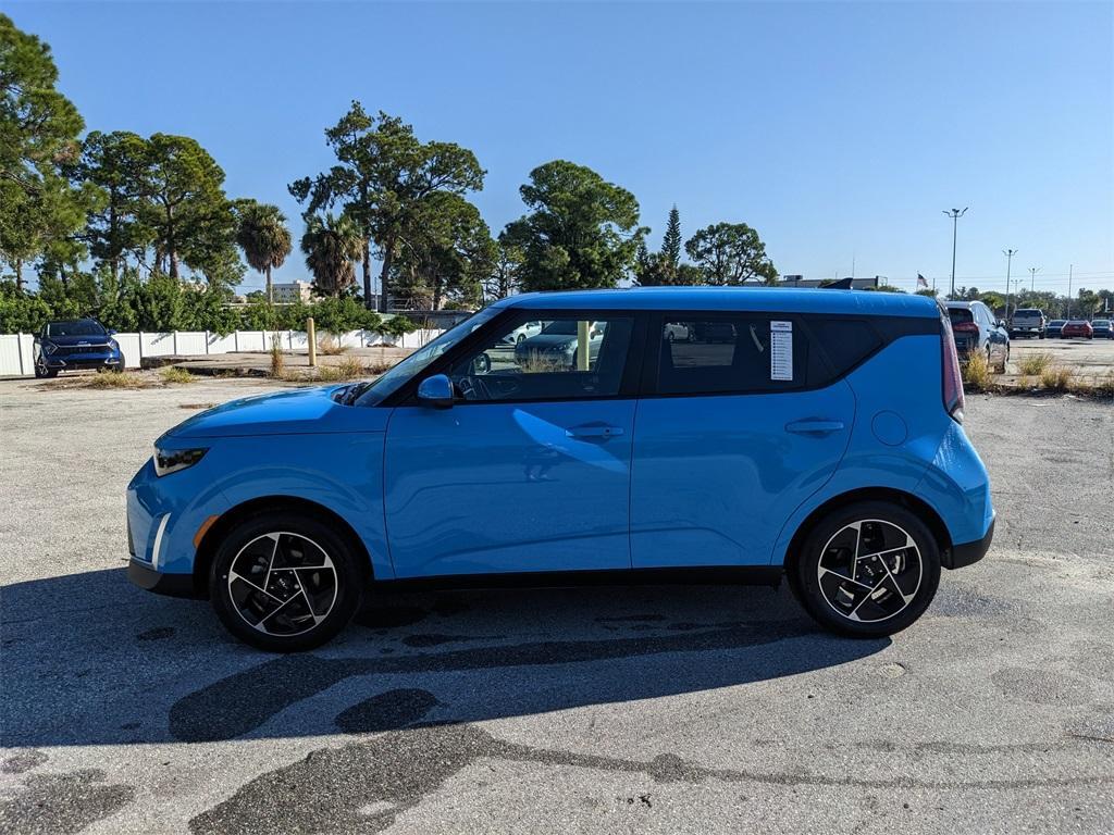 used 2025 Kia Soul car, priced at $22,421