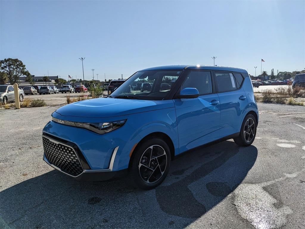 used 2025 Kia Soul car, priced at $22,421