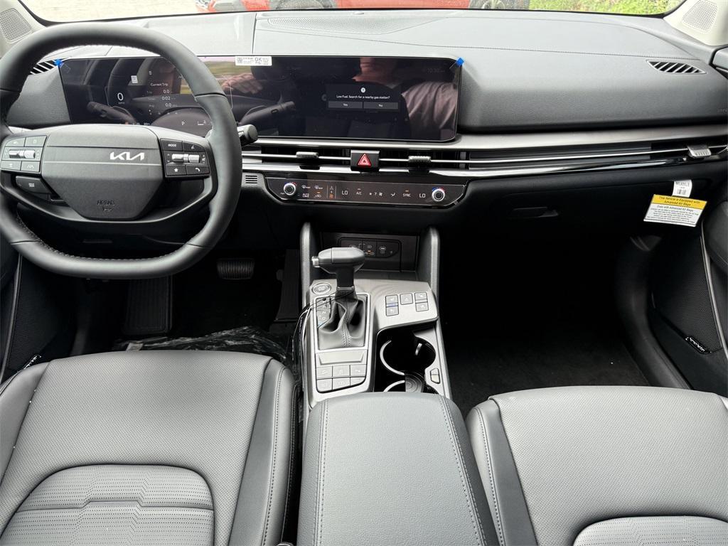new 2026 Kia Sportage car, priced at $34,008