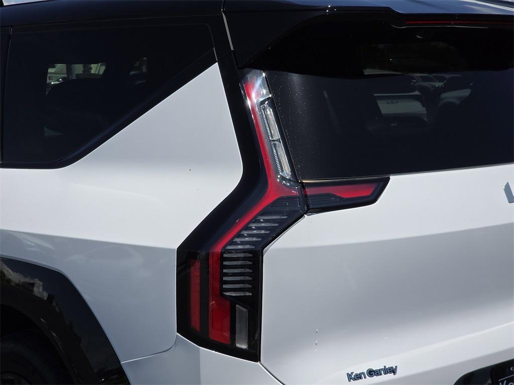 new 2026 Kia EV9 car, priced at $70,710