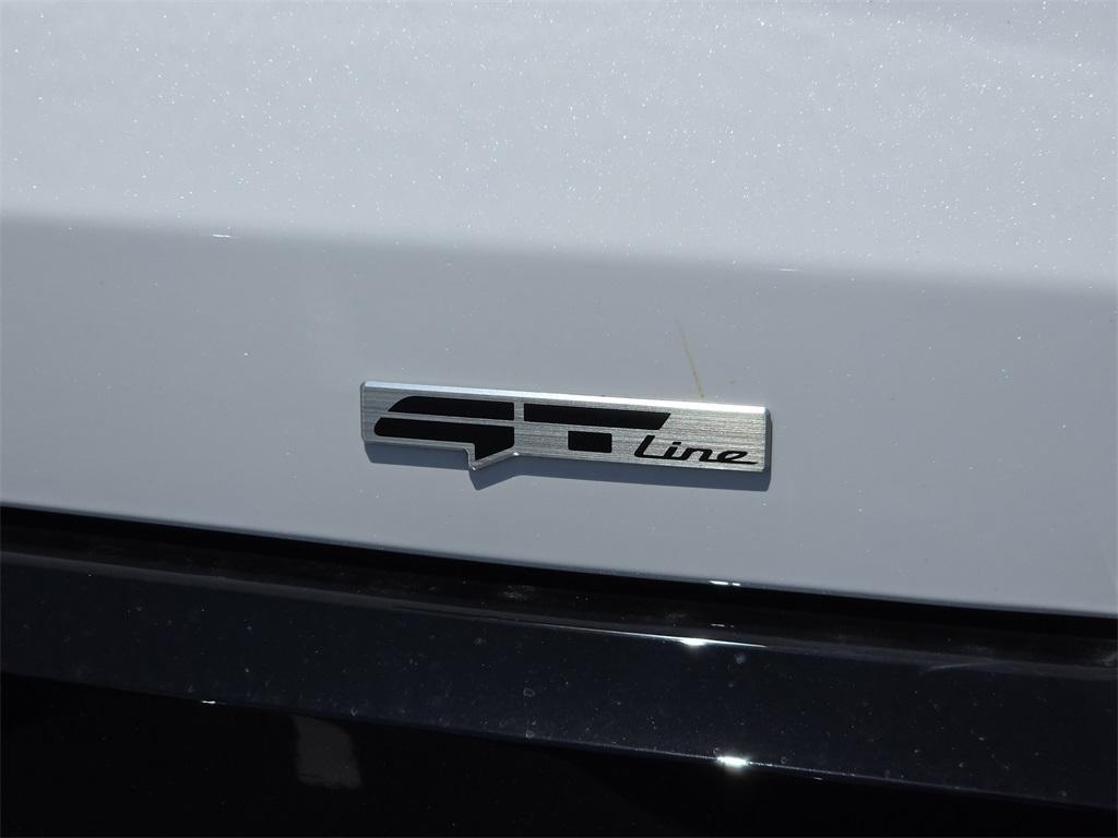 new 2026 Kia EV9 car, priced at $70,710