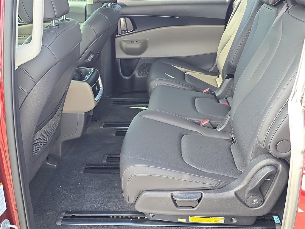 new 2026 Kia Carnival car, priced at $37,892