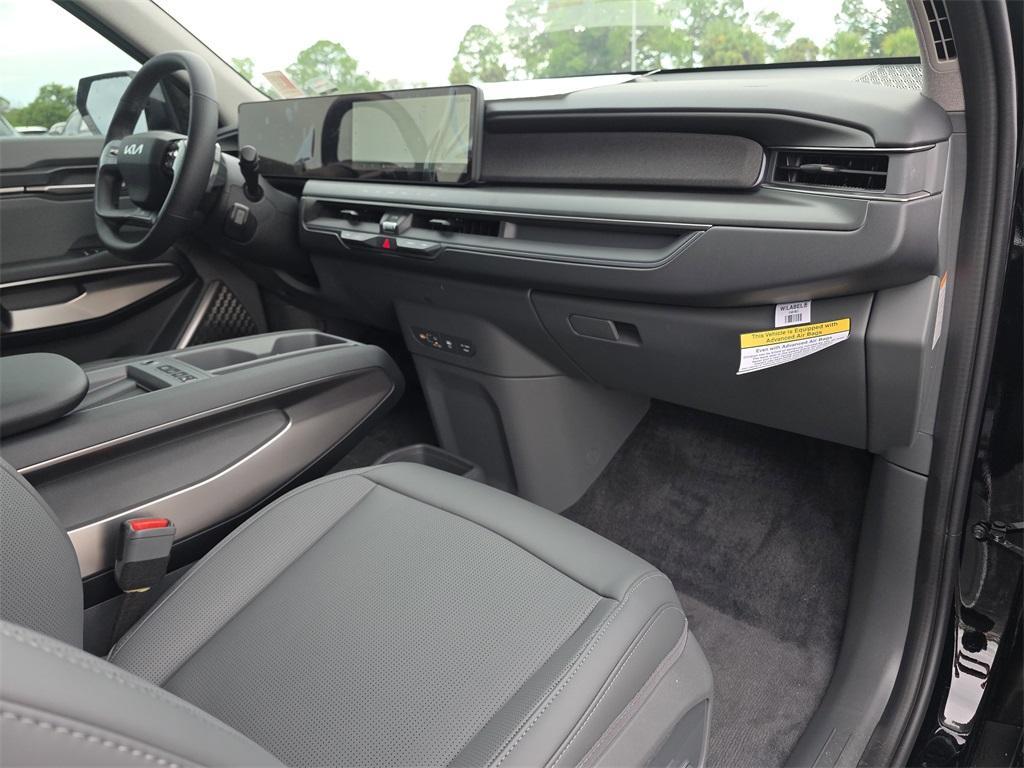 new 2026 Kia EV9 car, priced at $48,812