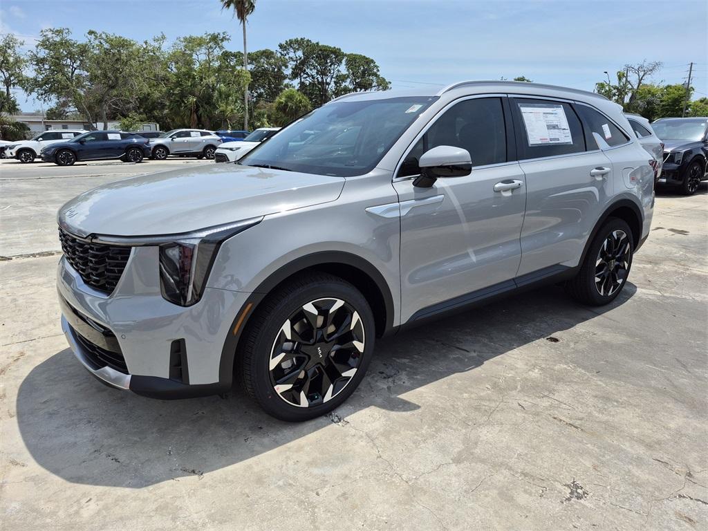 new 2025 Kia Sorento car, priced at $37,725