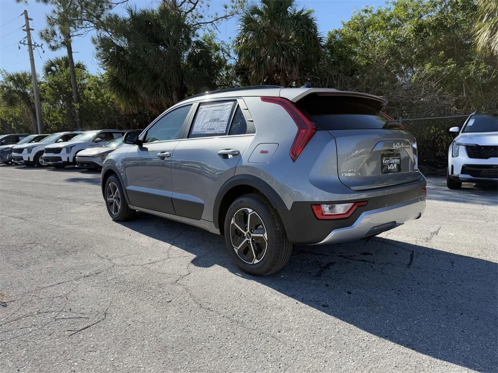 new 2025 Kia Niro car, priced at $27,233