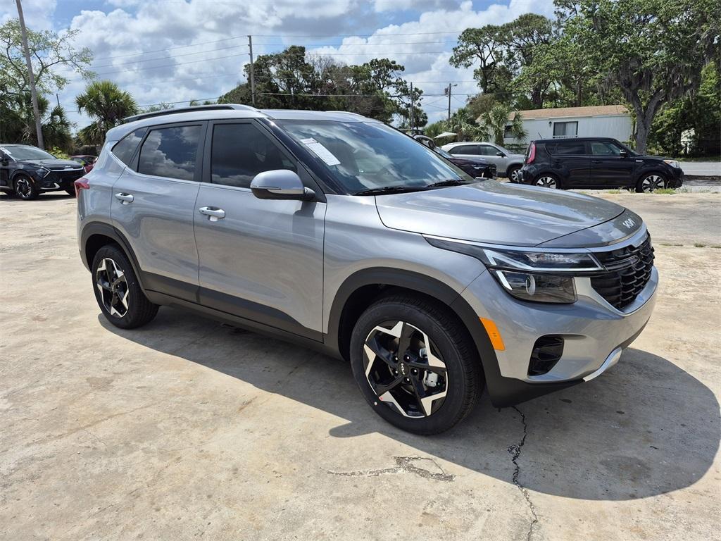 new 2025 Kia Seltos car, priced at $27,325