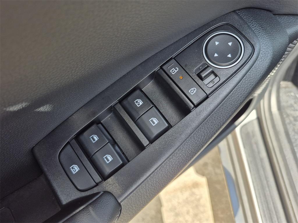 new 2025 Kia Seltos car, priced at $27,325