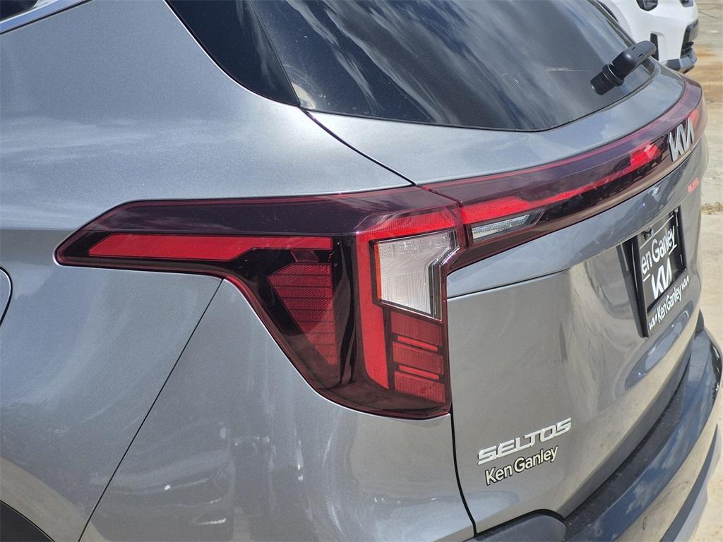 new 2025 Kia Seltos car, priced at $27,325