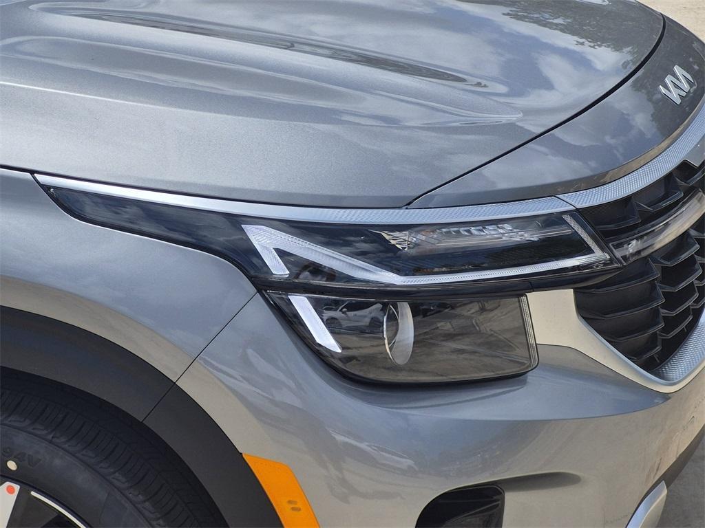 new 2025 Kia Seltos car, priced at $27,325