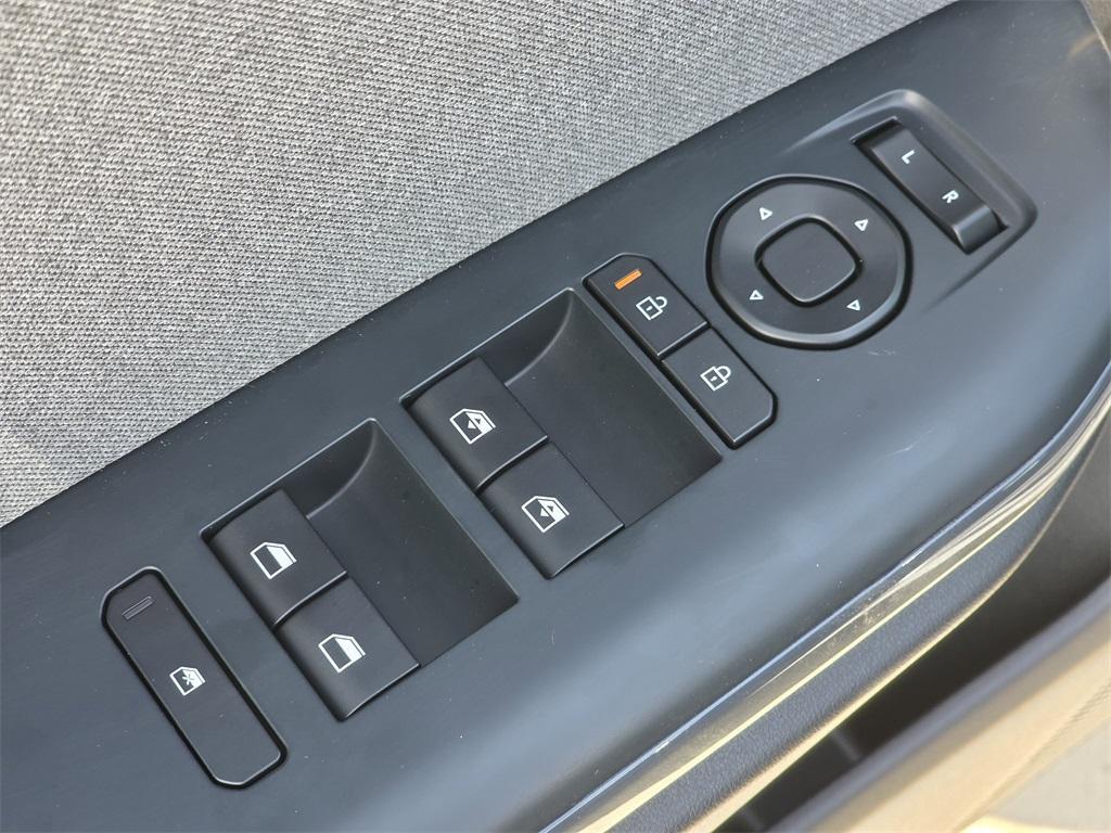 new 2025 Kia K4 car, priced at $24,340
