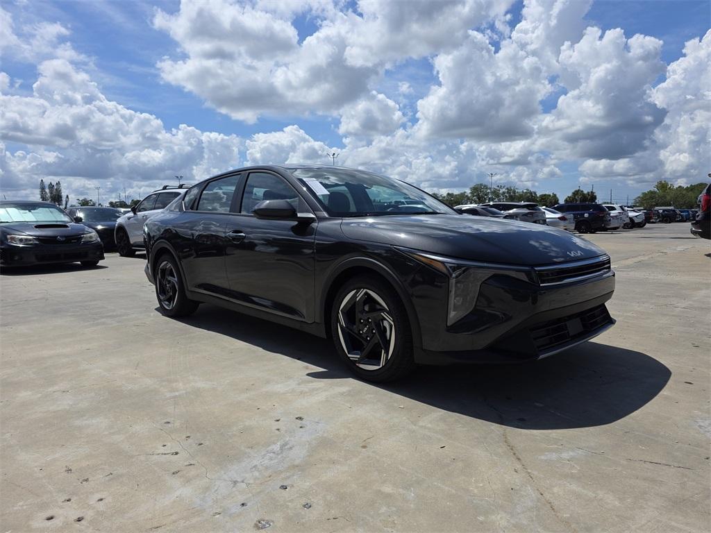 new 2025 Kia K4 car, priced at $24,340