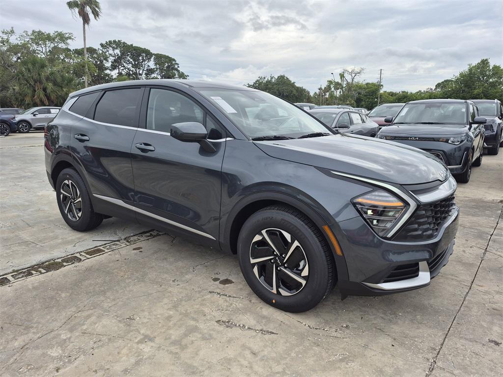 new 2025 Kia Sportage Hybrid car, priced at $29,830
